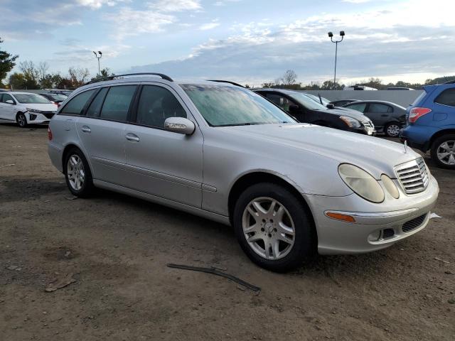 Photo 3 VIN: WDBUH82J54X111637 - MERCEDES-BENZ E-CLASS 