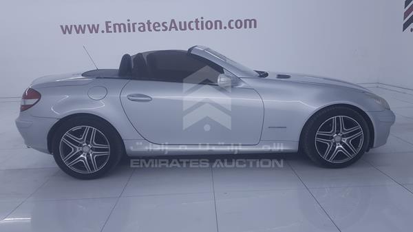 Photo 16 VIN: WDBWK42F08F187020 - MERCEDES-BENZ SLK 200 