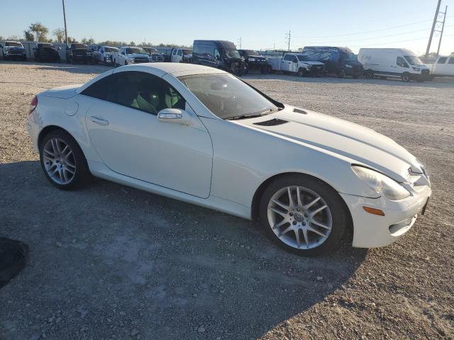 Photo 3 VIN: WDBWK54F27F163187 - MERCEDES-BENZ SLK 280 