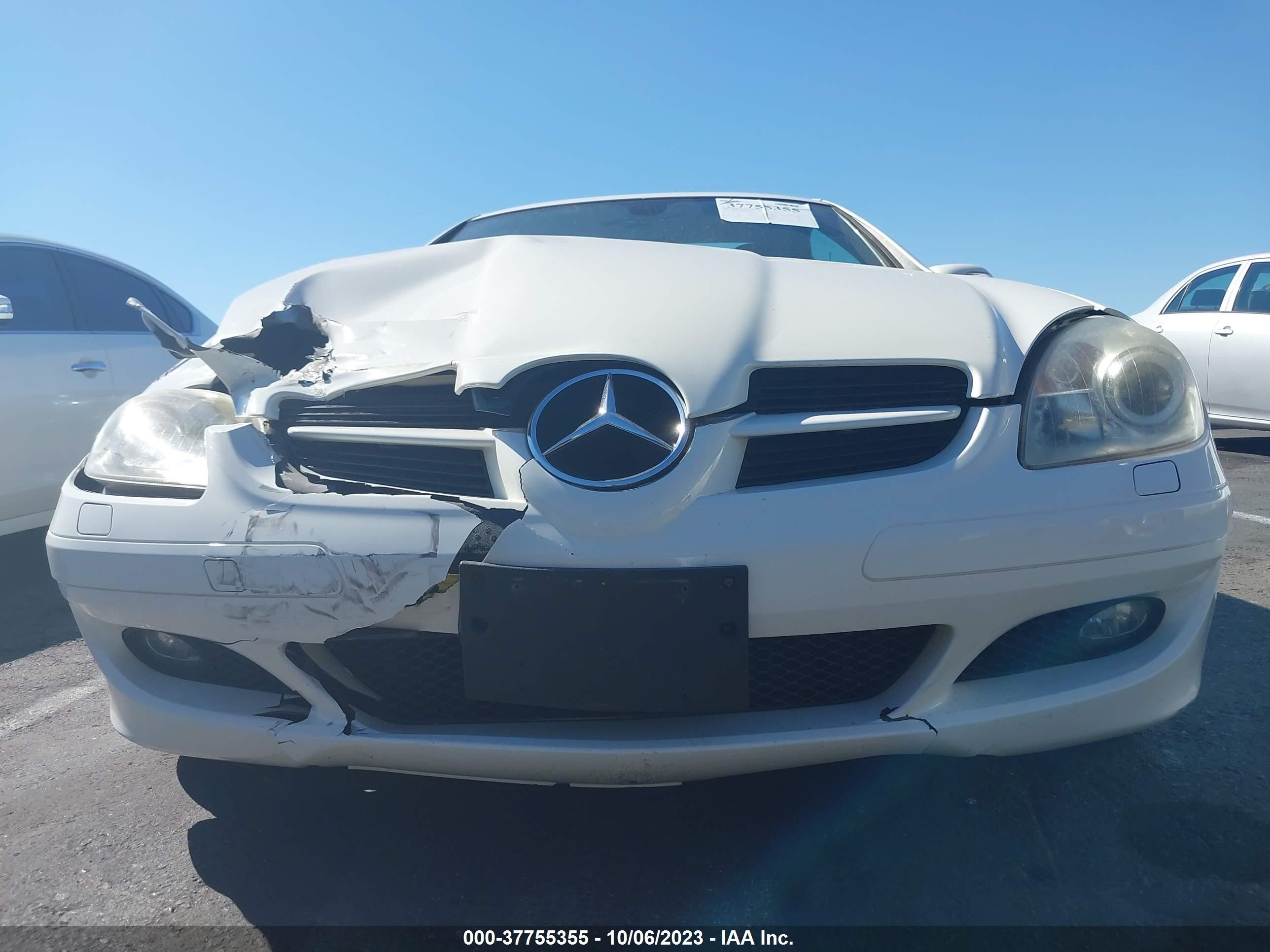 Photo 11 VIN: WDBWK54F96F116589 - MERCEDES-BENZ SLK-KLASSE 