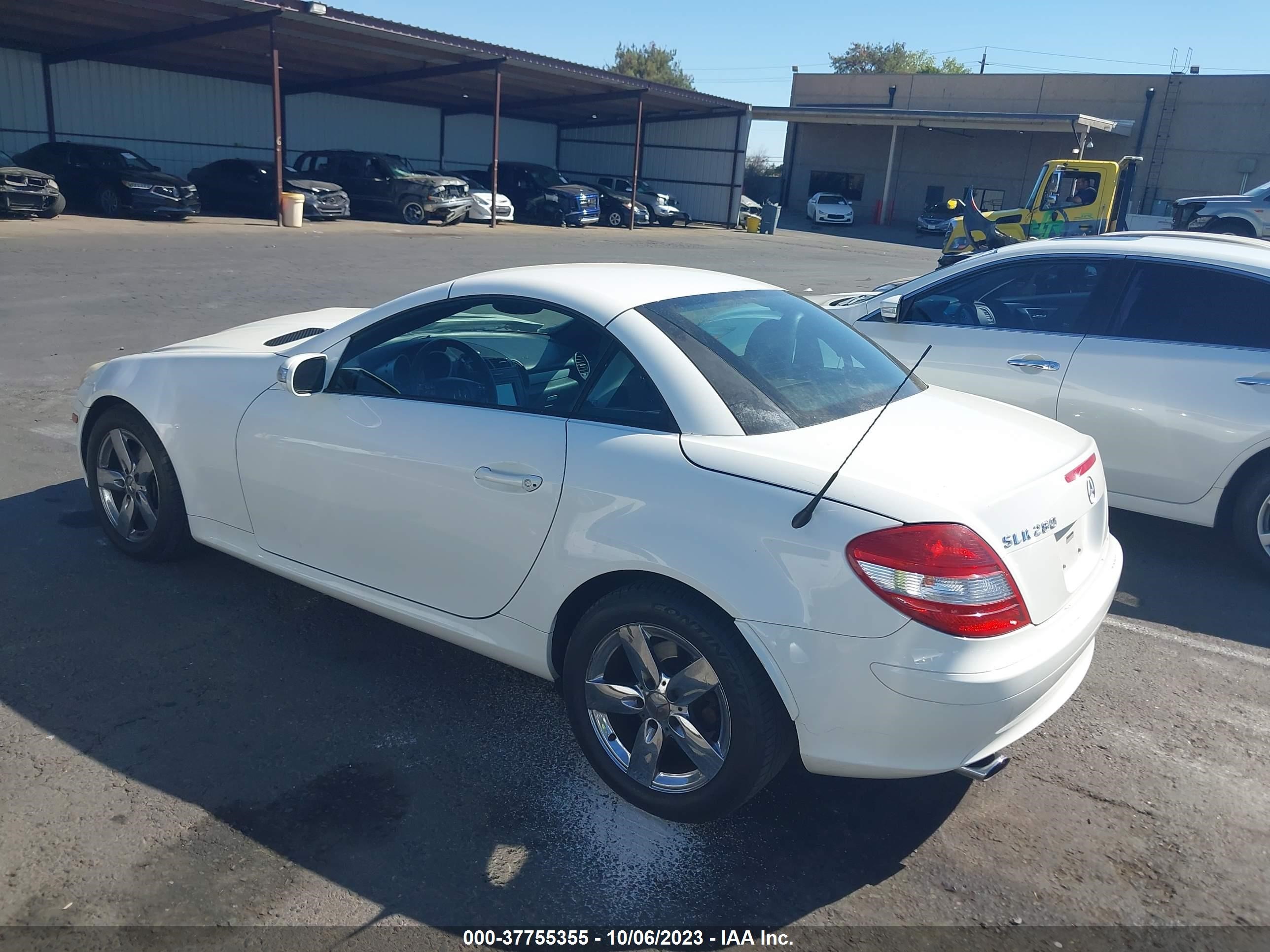 Photo 2 VIN: WDBWK54F96F116589 - MERCEDES-BENZ SLK-KLASSE 