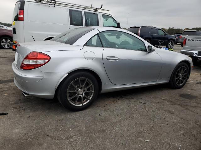 Photo 2 VIN: WDBWK54FX6F093646 - MERCEDES-BENZ SLK 280 