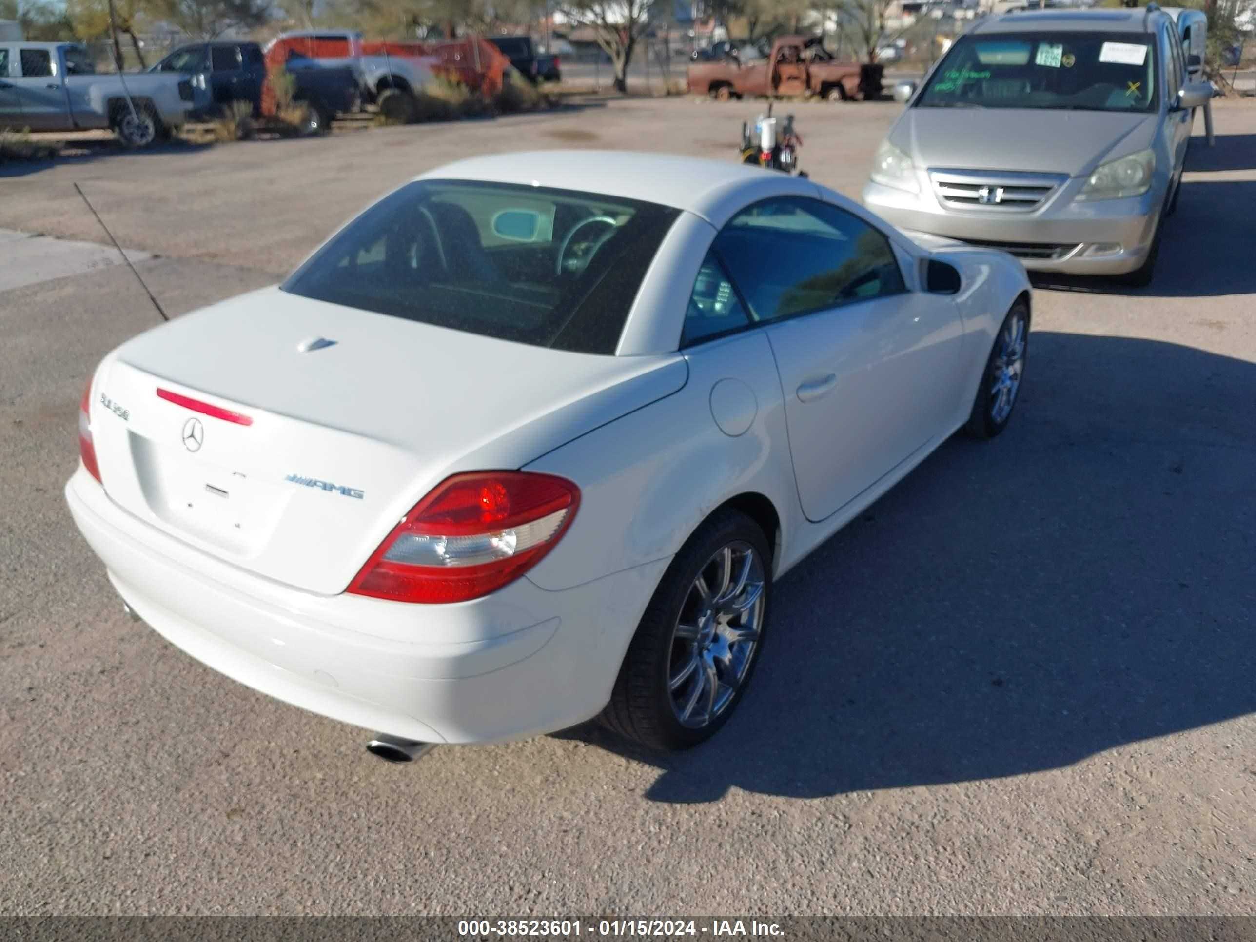 Photo 3 VIN: WDBWK56F76F117267 - MERCEDES-BENZ SLK-KLASSE 