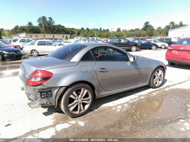 Photo 3 VIN: WDBWK5EA7AF230263 - MERCEDES-BENZ SLK-CLASS 