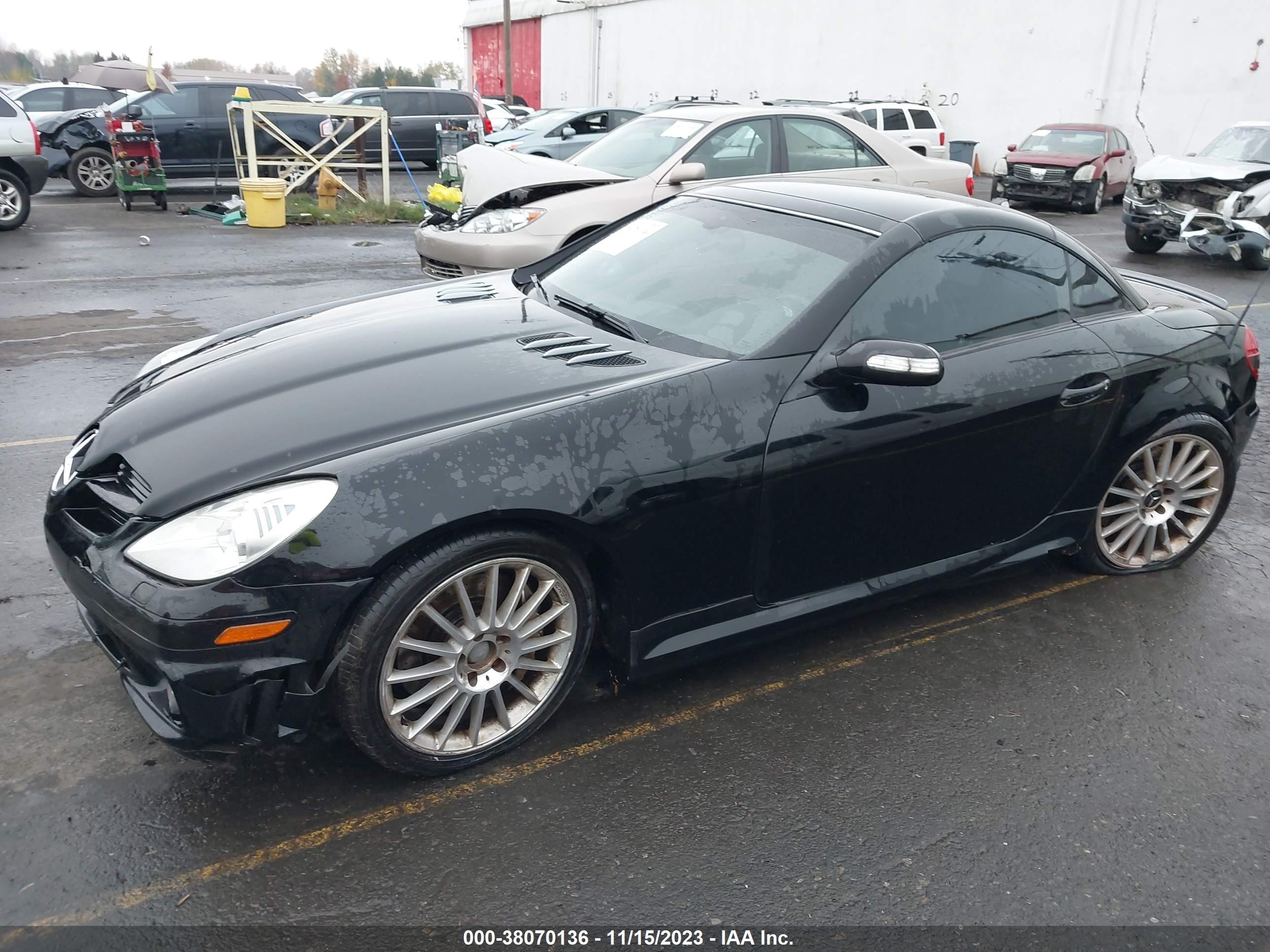 Photo 1 VIN: WDBWK73F67F150682 - MERCEDES-BENZ SLK 55 AMG 