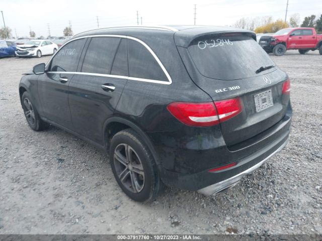 Photo 2 VIN: WDC0G4JB0GF052846 - MERCEDES-BENZ GLC 300 