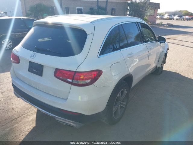 Photo 3 VIN: WDC0G4JB0JV028186 - MERCEDES-BENZ GLC 300 