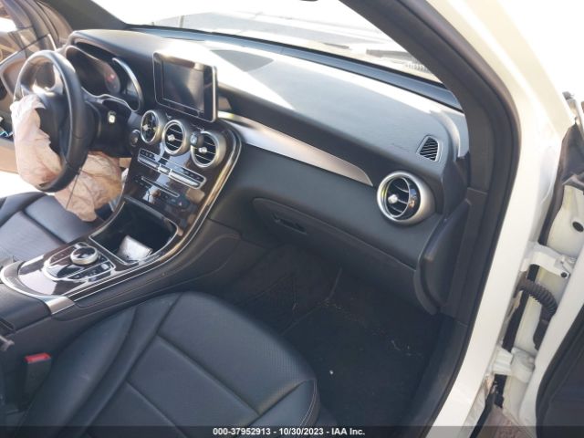 Photo 4 VIN: WDC0G4JB0JV028186 - MERCEDES-BENZ GLC 300 