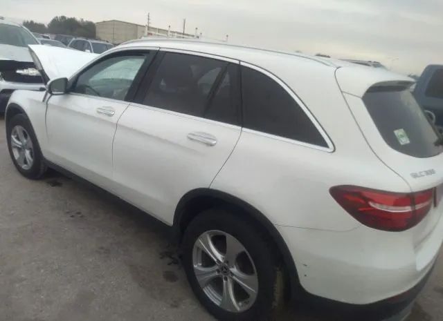 Photo 2 VIN: WDC0G4JB0JV029662 - MERCEDES-BENZ GLC 