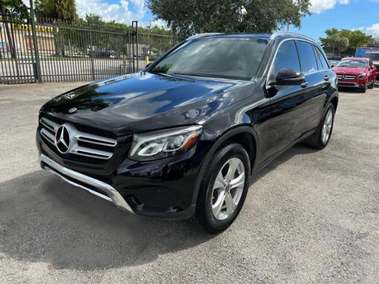 Photo 1 VIN: WDC0G4JB0JV084144 - MERCEDES-BENZ GLC 