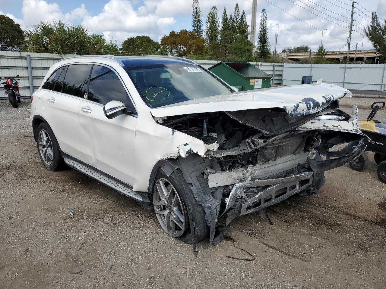 Photo 3 VIN: WDC0G4JB0KF498990 - MERCEDES-BENZ GLC 