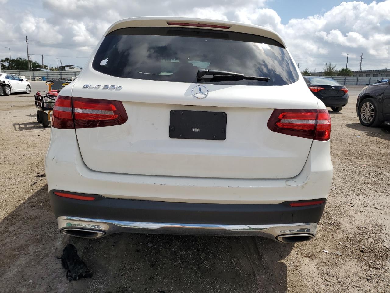 Photo 5 VIN: WDC0G4JB0KF498990 - MERCEDES-BENZ GLC 