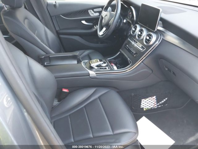 Photo 4 VIN: WDC0G4JB1JV111996 - MERCEDES-BENZ GLC 300 