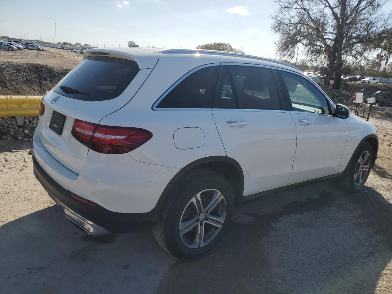 Photo 2 VIN: WDC0G4JB2HF194343 - MERCEDES-BENZ GLC 