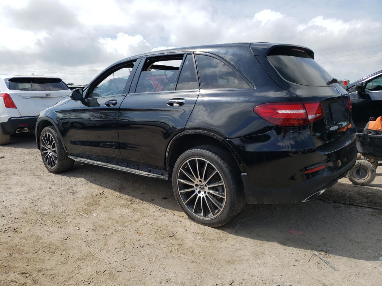 Photo 1 VIN: WDC0G4JB2JV082783 - MERCEDES-BENZ GLC 