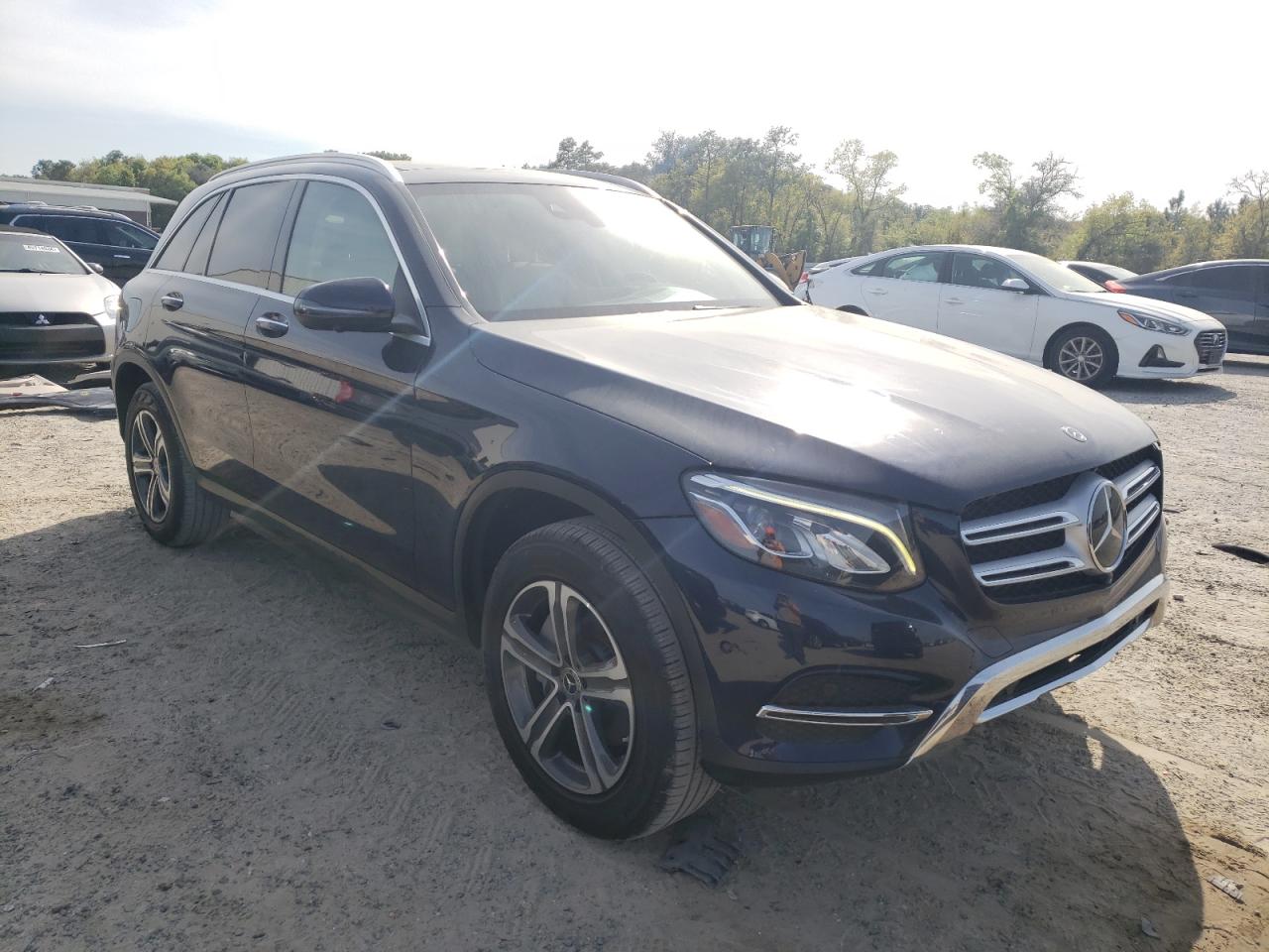 Photo 3 VIN: WDC0G4JB2JV107133 - MERCEDES-BENZ GLC 