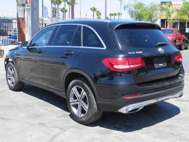 Photo 3 VIN: WDC0G4JB2KF656102 - MERCEDES-BENZ GLC-CLASS 