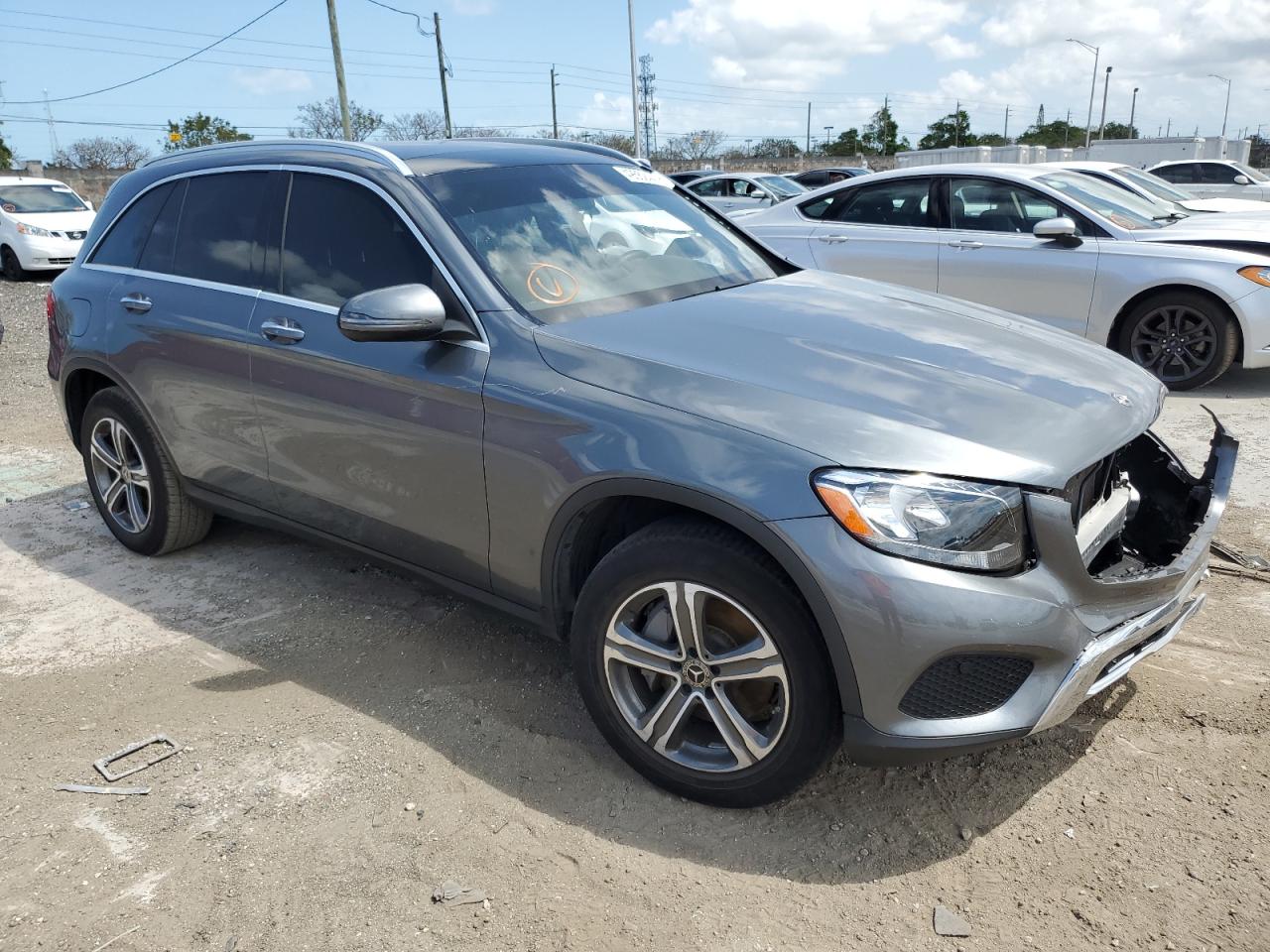 Photo 3 VIN: WDC0G4JB3KV185969 - MERCEDES-BENZ GLC 