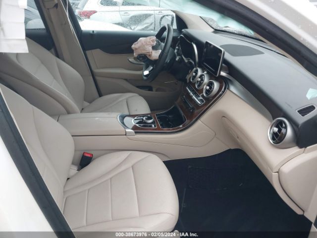 Photo 4 VIN: WDC0G4JB4JV057870 - MERCEDES-BENZ GLC 300 