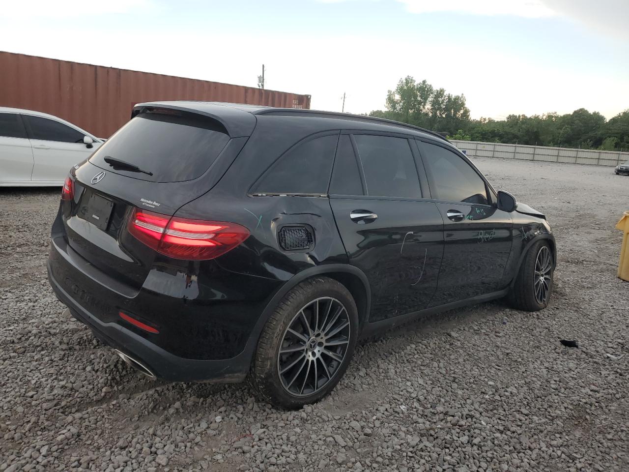 Photo 2 VIN: WDC0G4JB4KF664377 - MERCEDES-BENZ GLC 