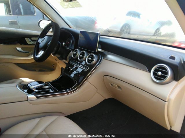 Photo 4 VIN: WDC0G4JB5GF005599 - MERCEDES-BENZ GLC 300 