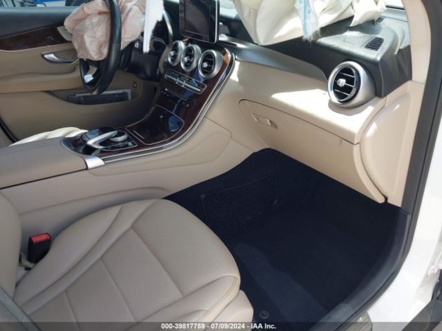 Photo 4 VIN: WDC0G4JB5HF130085 - MERCEDES-BENZ GLC-CLASS 