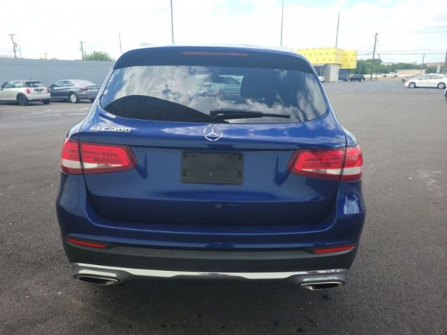 Photo 5 VIN: WDC0G4JB5HV000720 - MERCEDES-BENZ GLC 