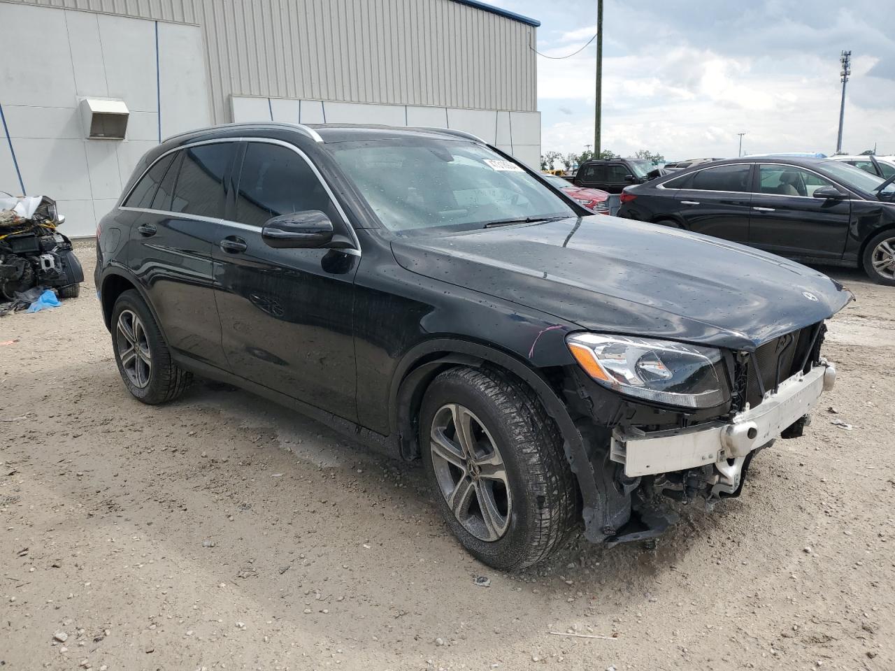 Photo 3 VIN: WDC0G4JB5JV088321 - MERCEDES-BENZ GLC 