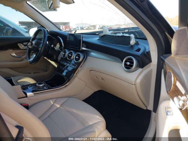 Photo 4 VIN: WDC0G4JB5KF531563 - MERCEDES-BENZ GLC 300 