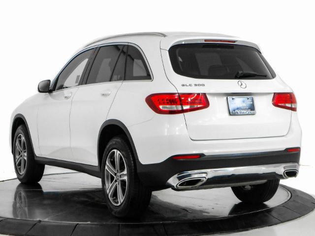 Photo 7 VIN: WDC0G4JB5KV124896 - MERCEDES-BENZ GLC 