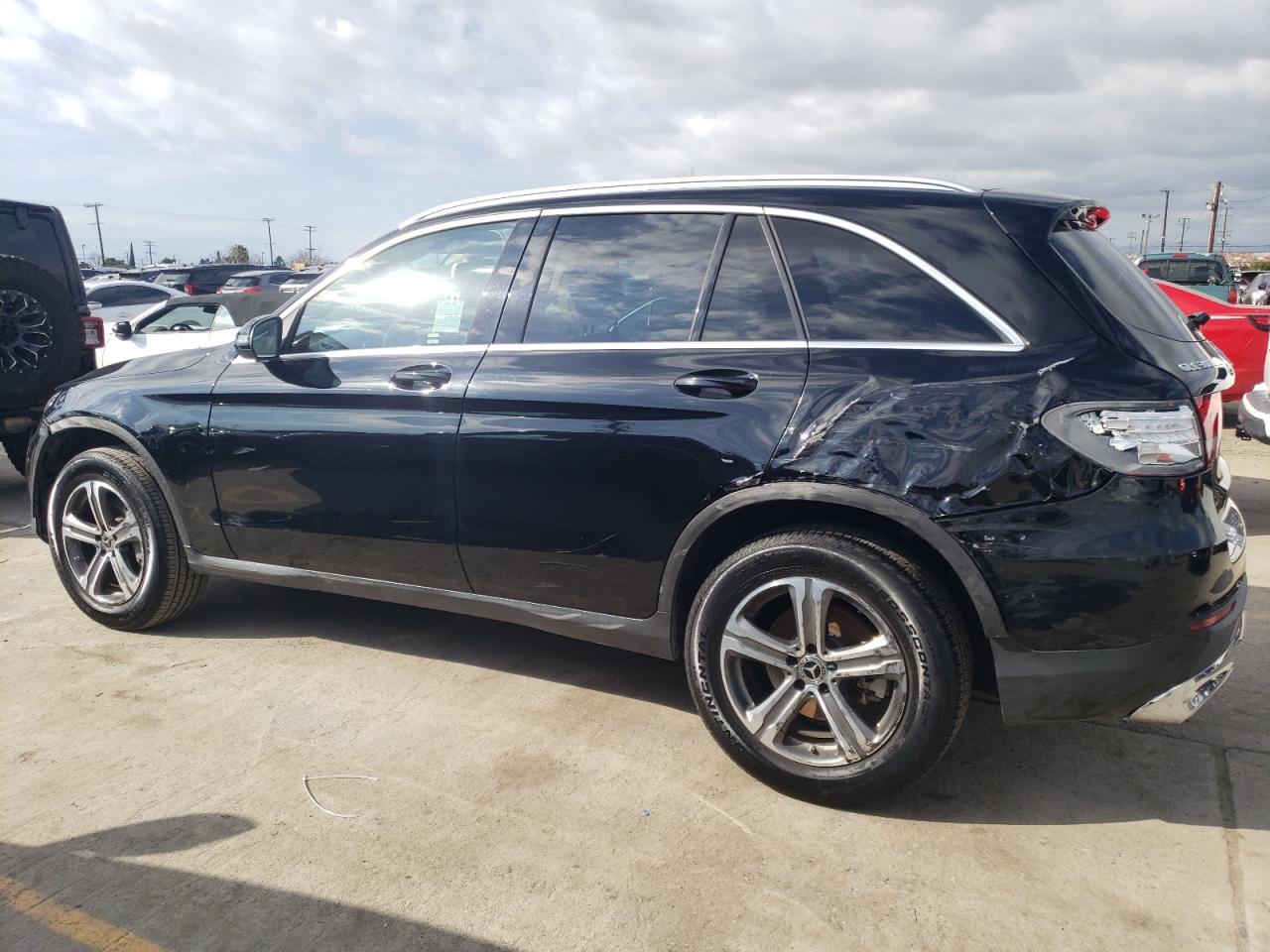 Photo 2 VIN: WDC0G4JB5KV144405 - MERCEDES-BENZ GLC 