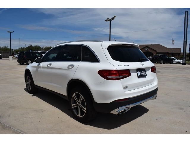 Photo 3 VIN: WDC0G4JB5KV149443 - MERCEDES-BENZ GLC 