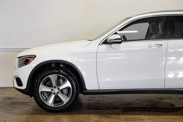 Photo 8 VIN: WDC0G4JB6GF082529 - MERCEDES-BENZ GLC 