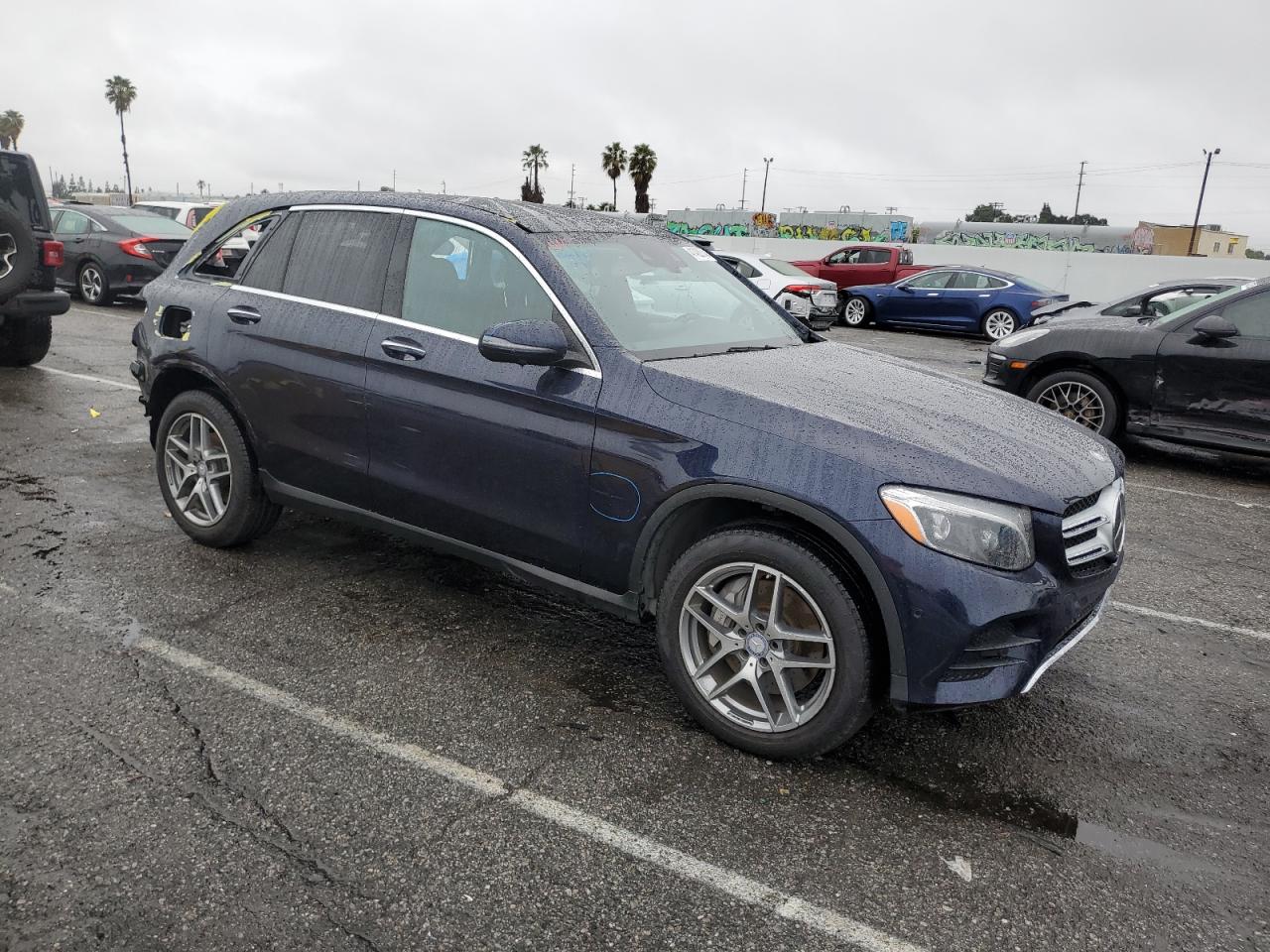 Photo 3 VIN: WDC0G4JB6HF139104 - MERCEDES-BENZ GLC 