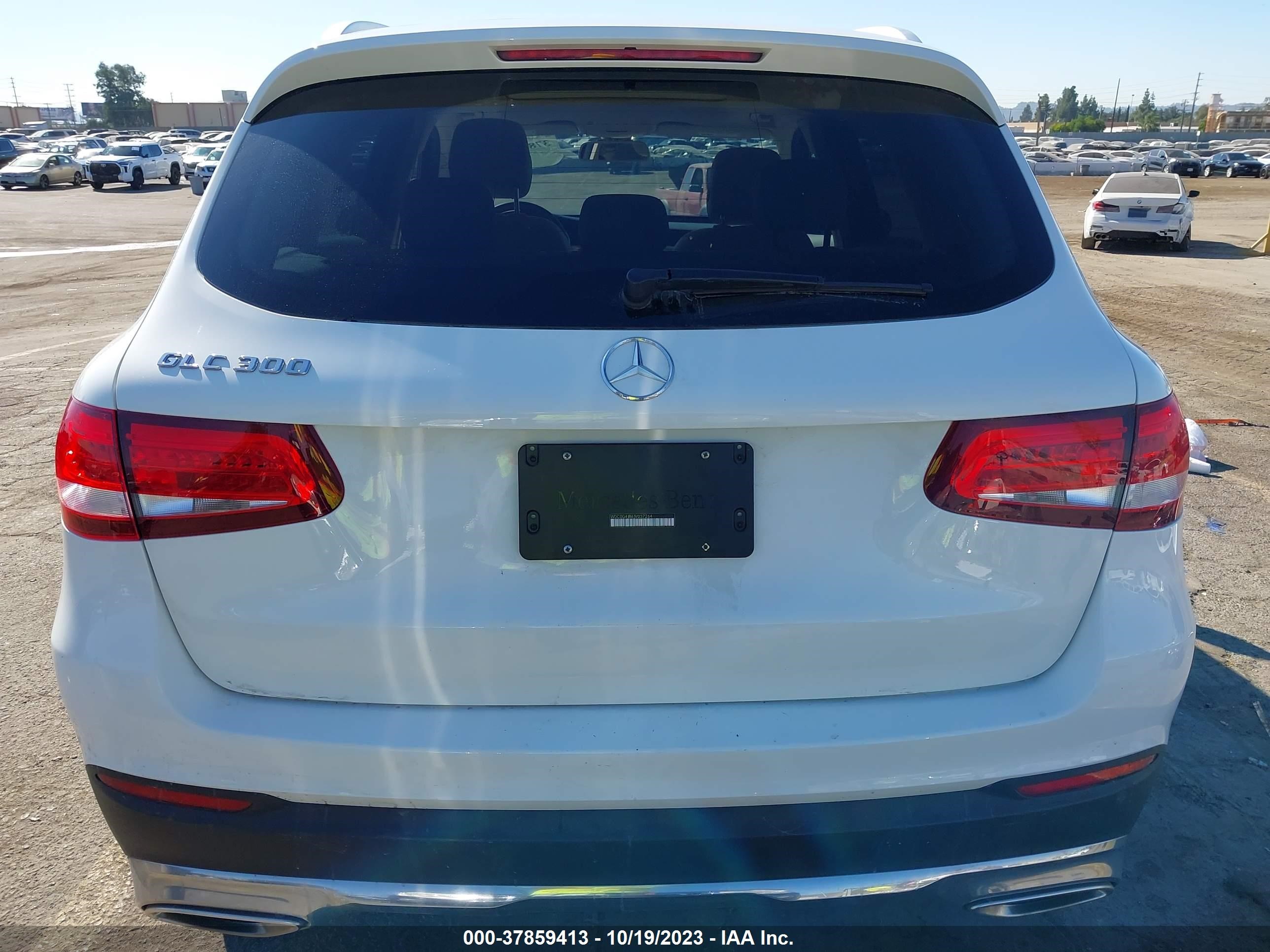 Photo 16 VIN: WDC0G4JB6JV037264 - MERCEDES-BENZ GLC 