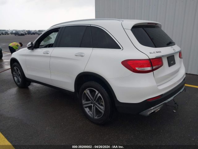 Photo 2 VIN: WDC0G4JB6JV097187 - MERCEDES-BENZ GLC 300 