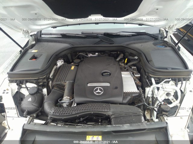 Photo 9 VIN: WDC0G4JB7GF061074 - MERCEDES-BENZ GLC 