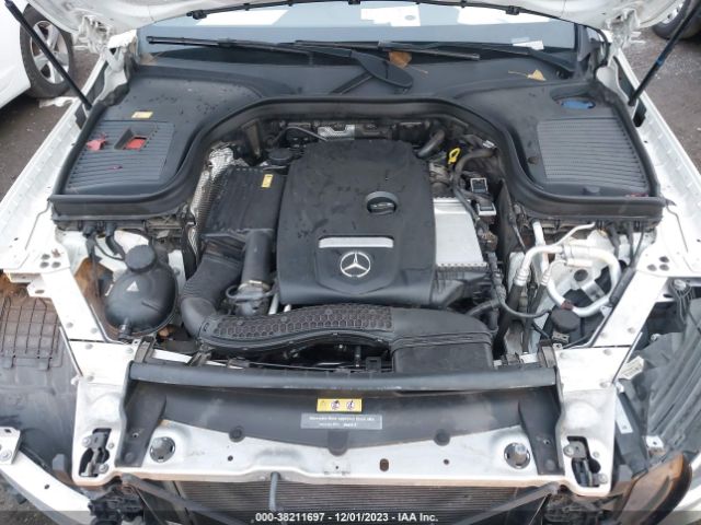 Photo 9 VIN: WDC0G4JB7GF095435 - MERCEDES-BENZ GLC 300 