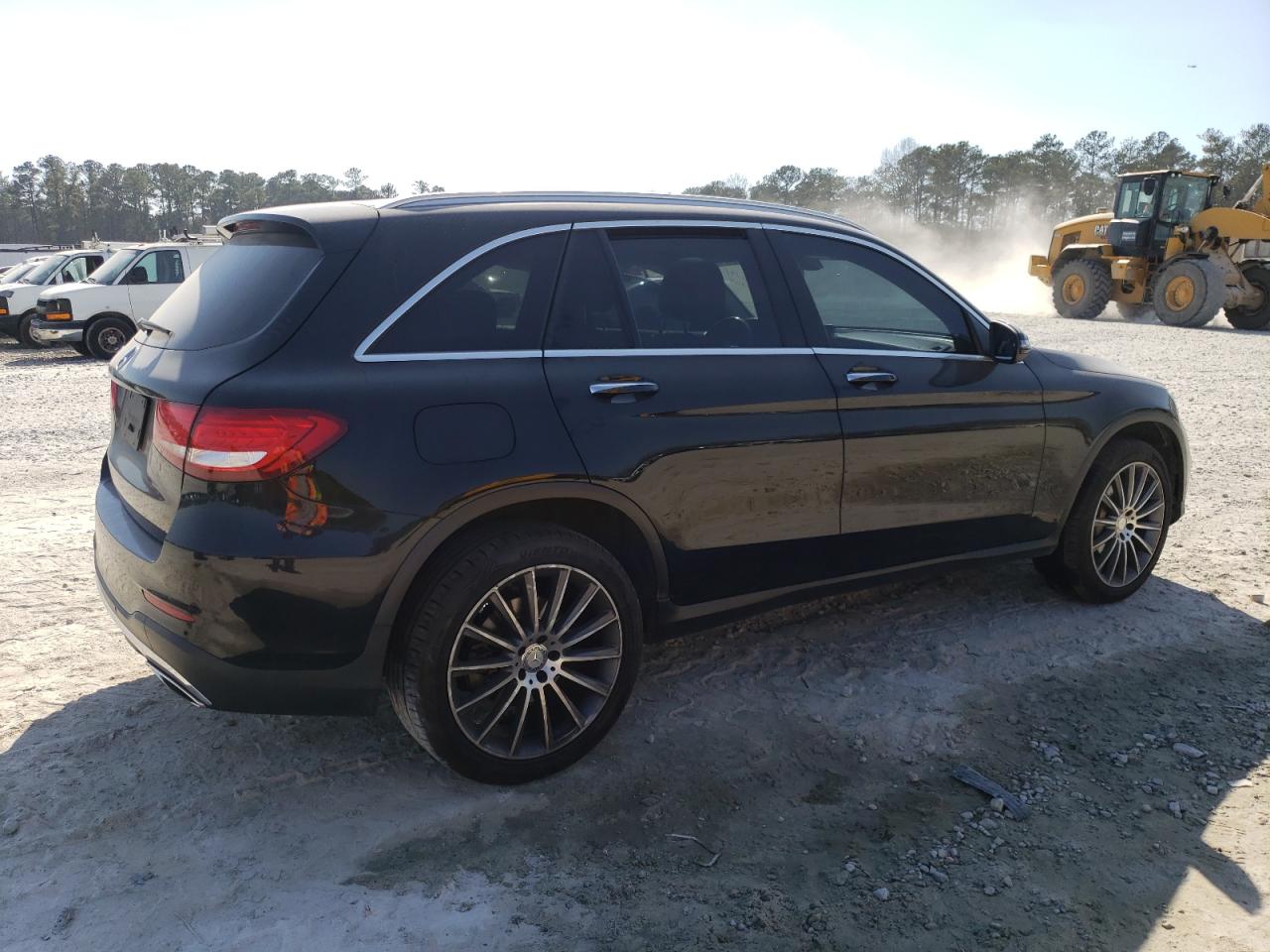 Photo 2 VIN: WDC0G4JB7GF109477 - MERCEDES-BENZ GLC 