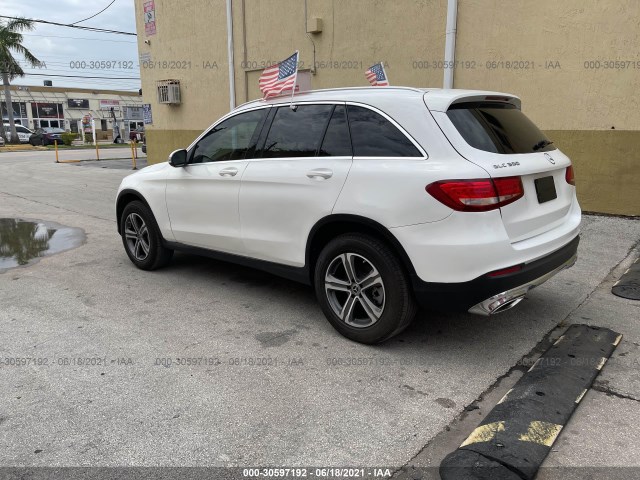 Photo 2 VIN: WDC0G4JB7JV079880 - MERCEDES-BENZ GLC 