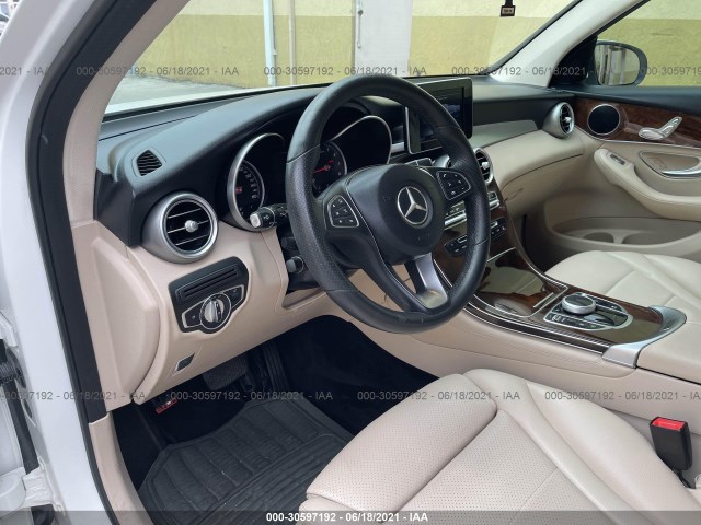 Photo 4 VIN: WDC0G4JB7JV079880 - MERCEDES-BENZ GLC 