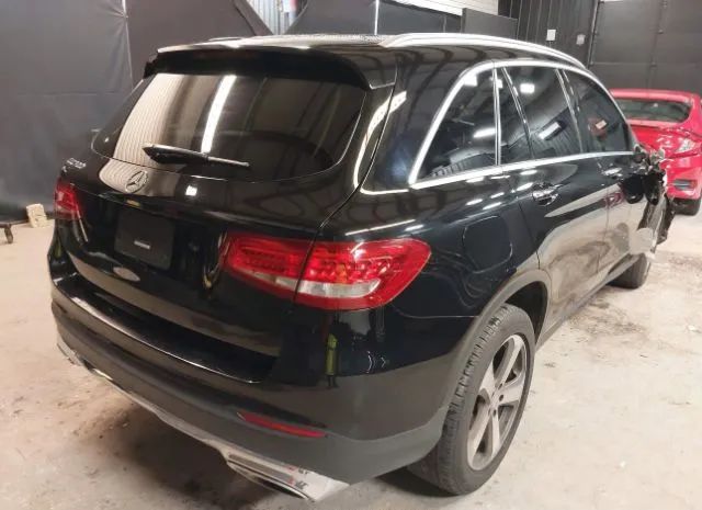 Photo 3 VIN: WDC0G4JB8GF055963 - MERCEDES-BENZ GLC 300 