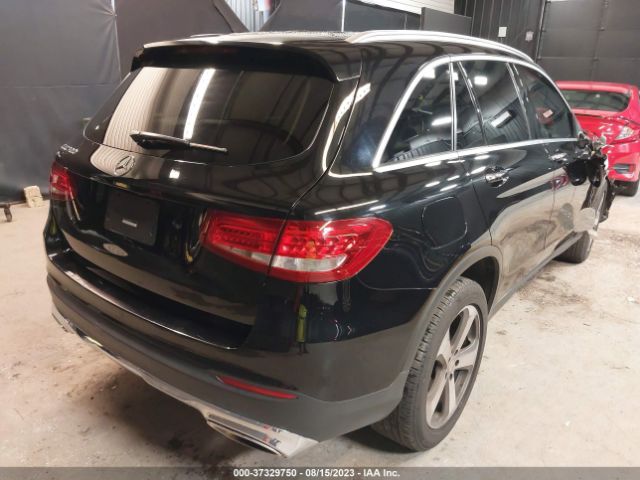 Photo 3 VIN: WDC0G4JB8GF055963 - MERCEDES-BENZ GLC 300 