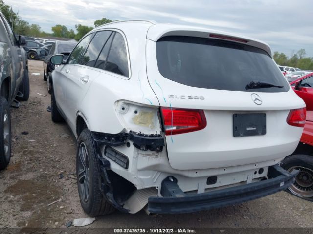 Photo 2 VIN: WDC0G4JB8HF190586 - MERCEDES-BENZ GLC 