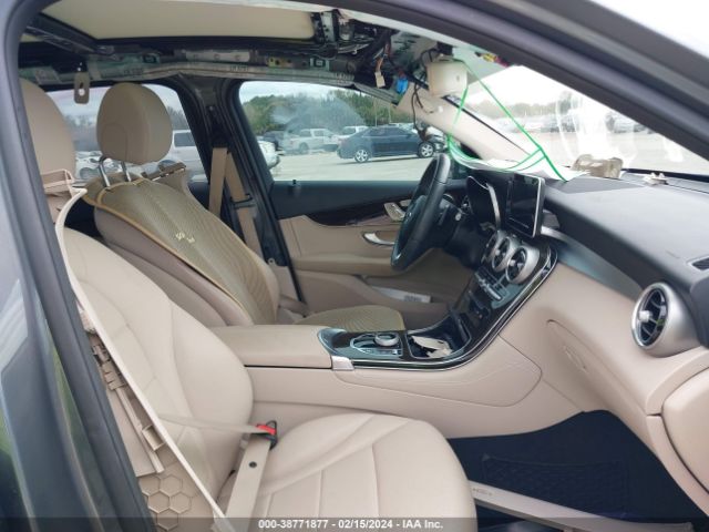 Photo 4 VIN: WDC0G4JB8HV011582 - MERCEDES-BENZ GLC 300 