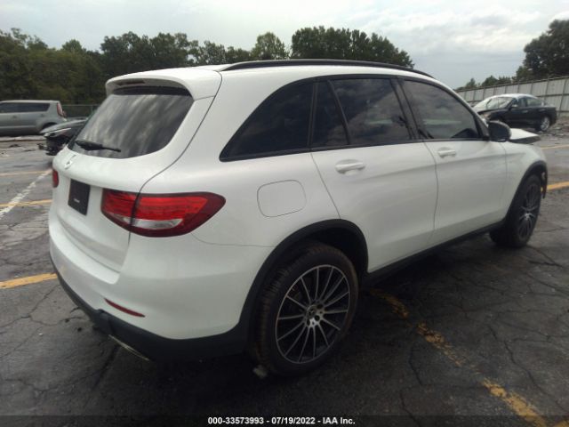 Photo 3 VIN: WDC0G4JB8JV051229 - MERCEDES-BENZ GLC 