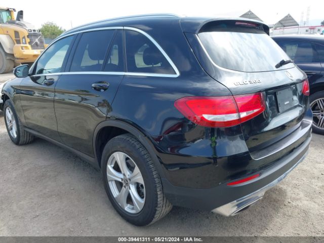 Photo 2 VIN: WDC0G4JB8JV058763 - MERCEDES-BENZ GLC 300 