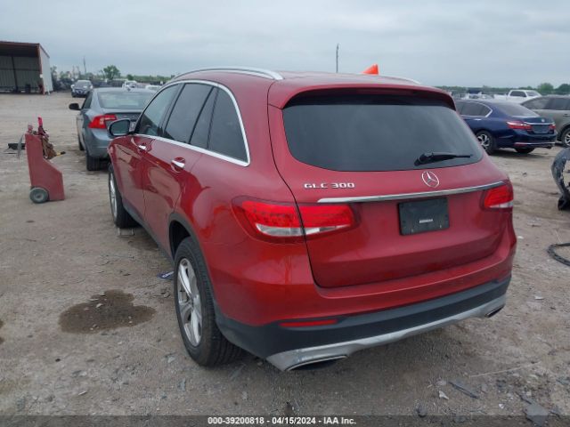 Photo 2 VIN: WDC0G4JB8JV065728 - MERCEDES-BENZ GLC 