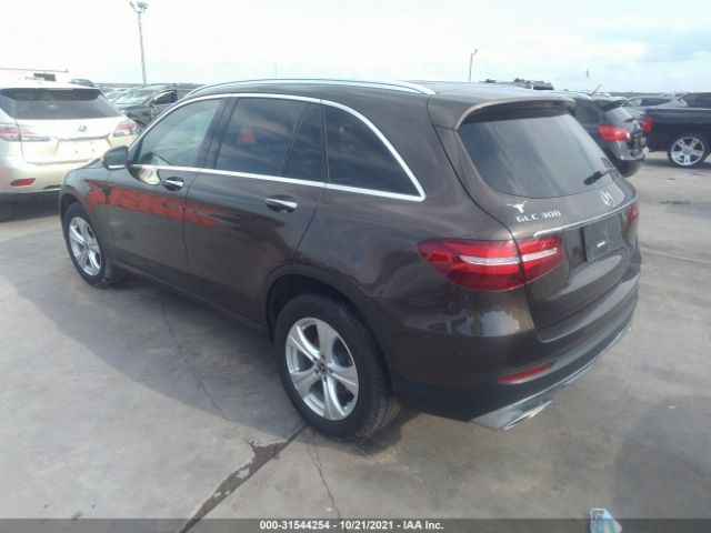 Photo 2 VIN: WDC0G4JB8JV111123 - MERCEDES-BENZ GLC 