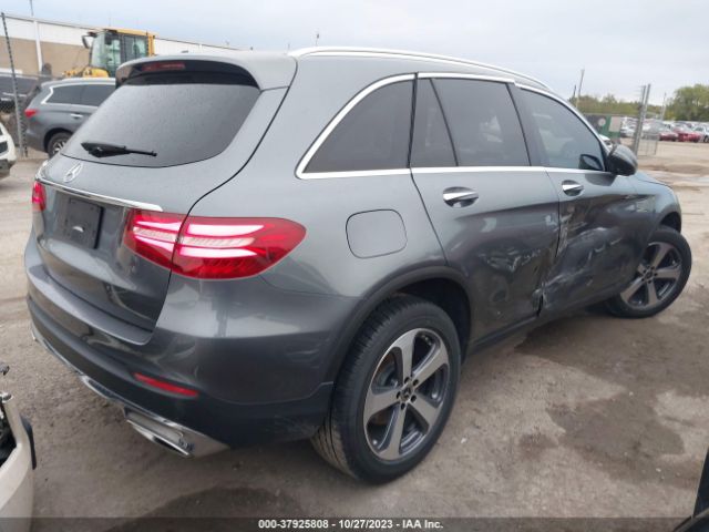 Photo 3 VIN: WDC0G4JB8KV132460 - MERCEDES-BENZ GLC 